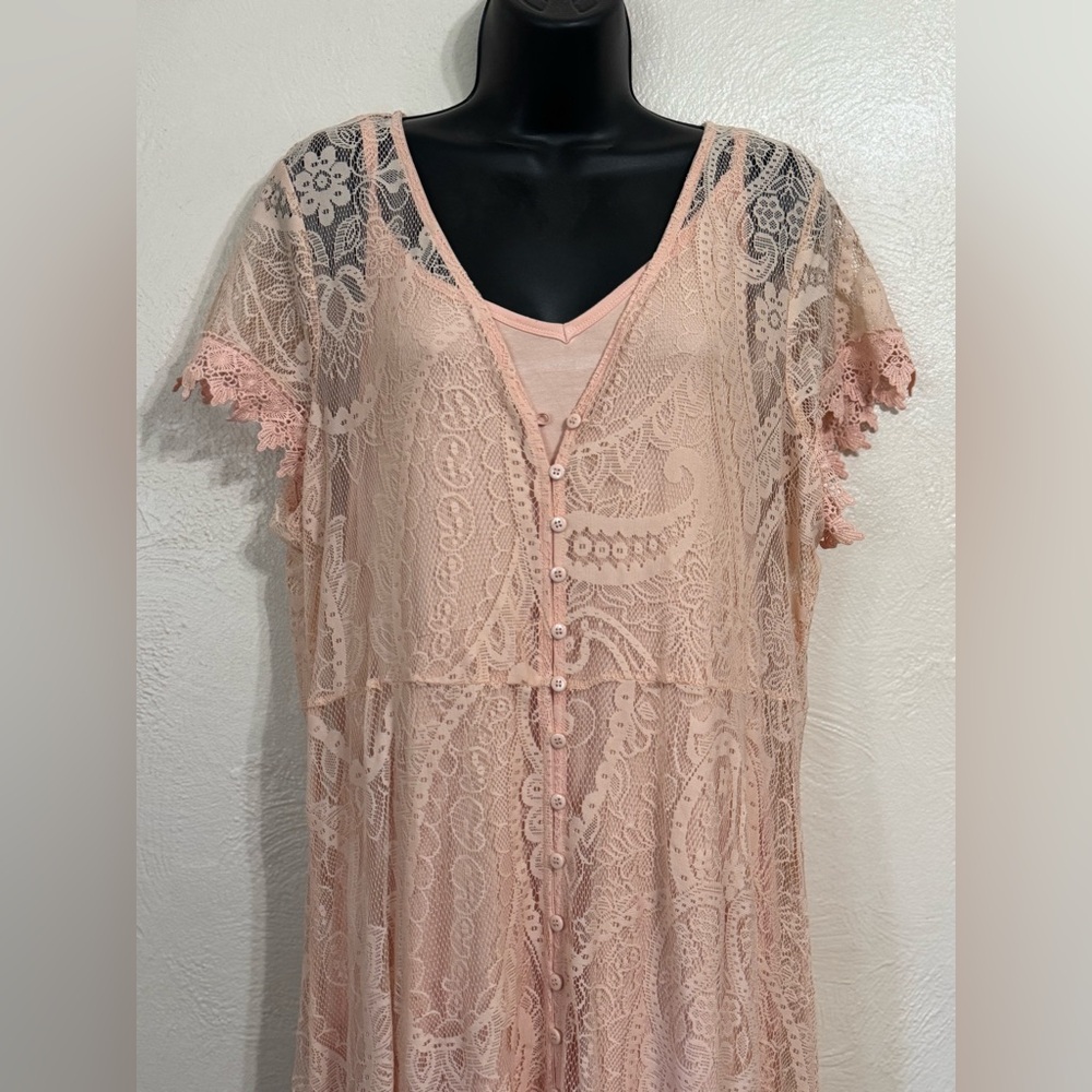 Torrid Peach Lace Maxi Dress - Picture 6 of 17